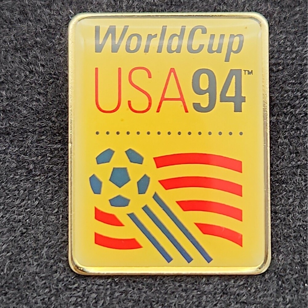 Pin World Cup USA 1994 Metal Pinback Lapel Hat Aminco 1991 Vintage Collectible